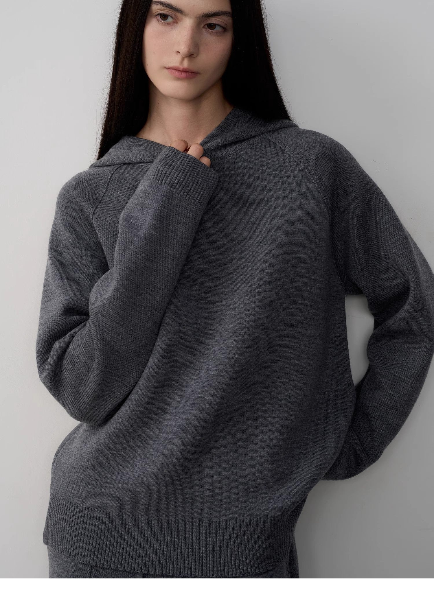 Completo con cappuccio in maglia di lana - 2meno 