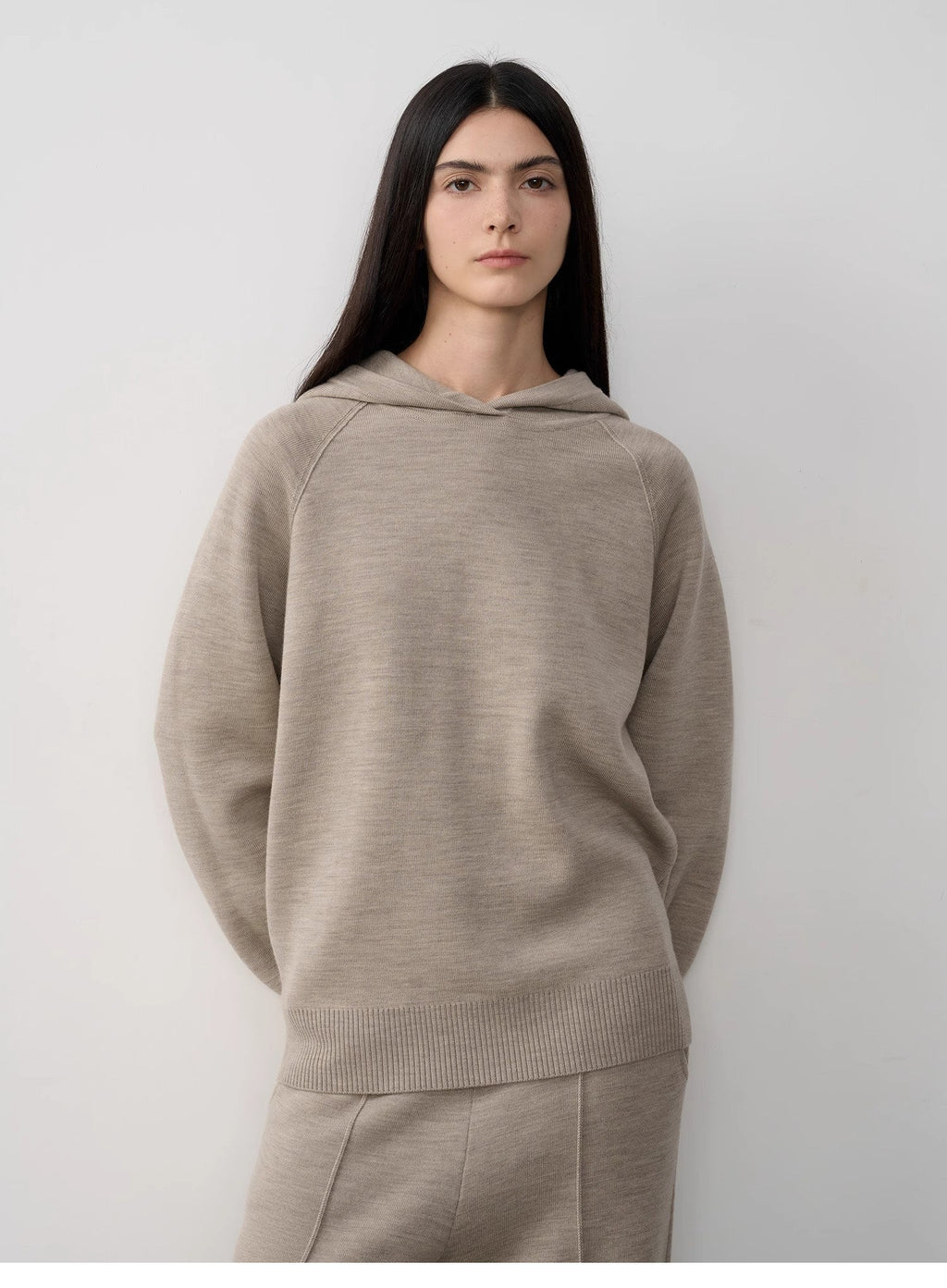 Completo con cappuccio in maglia di lana - 2meno 