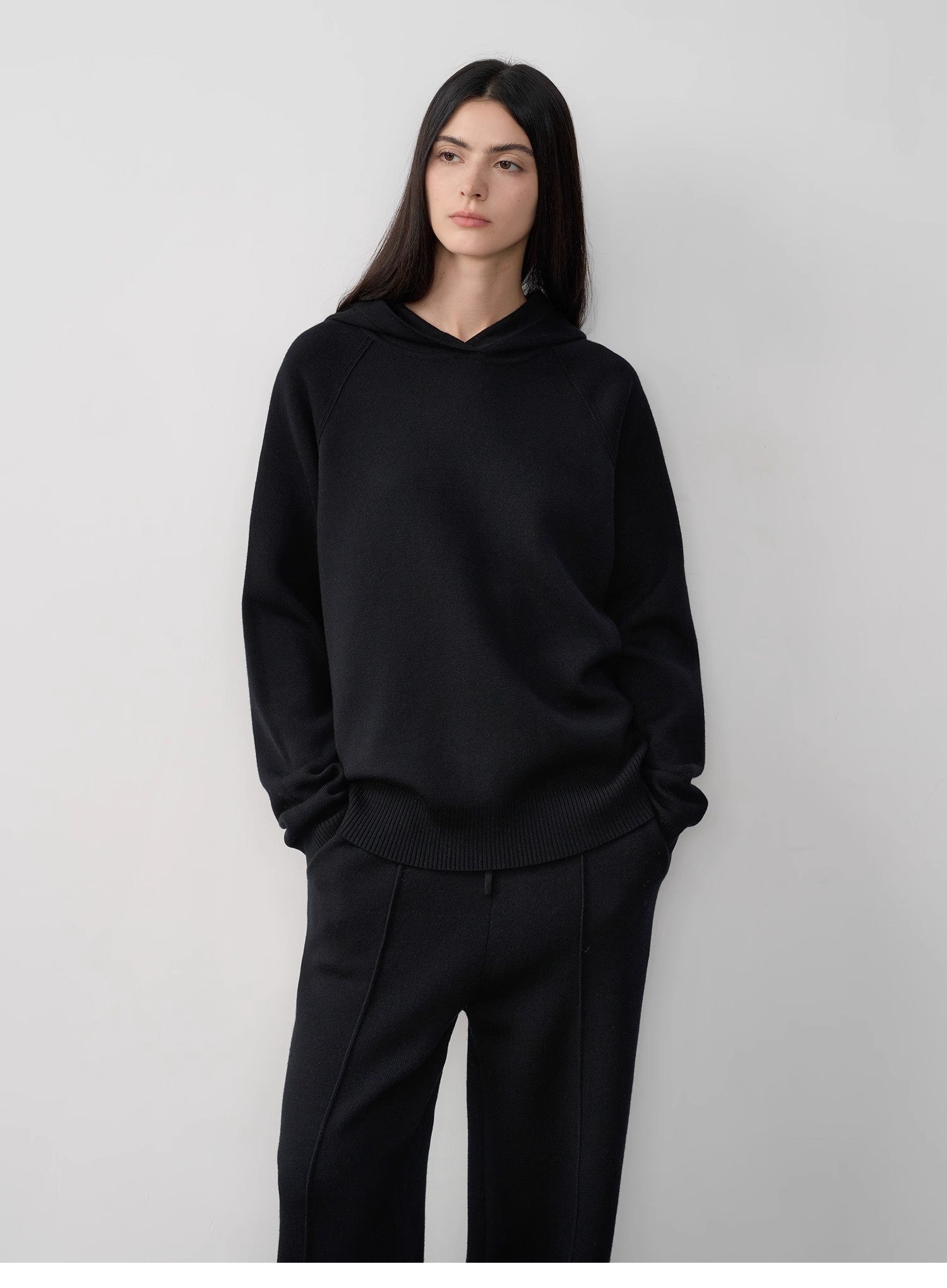 Completo con cappuccio in maglia di lana - 2meno 