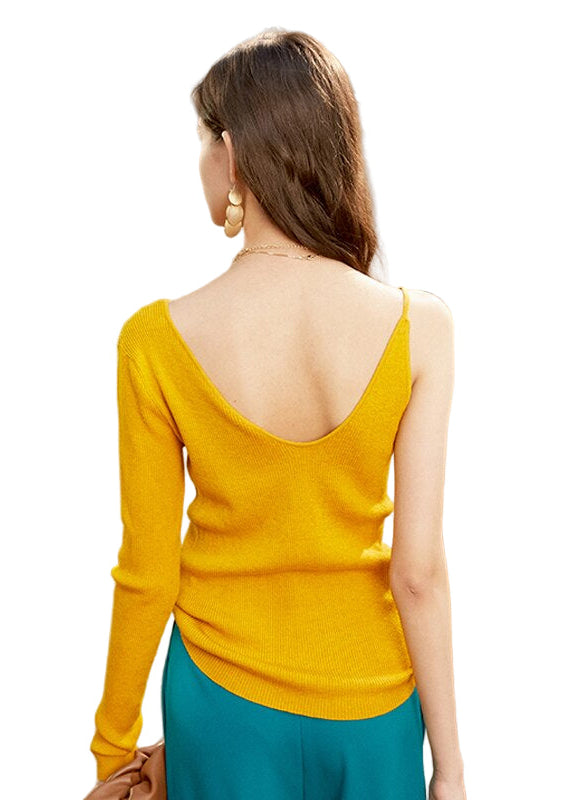 Maglia in lana con design asimmetrico e monospalla