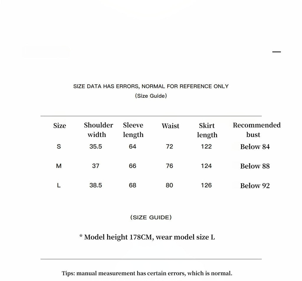 Abito lungo in filato di lana con bordo grezzo strappato e drappeggiato