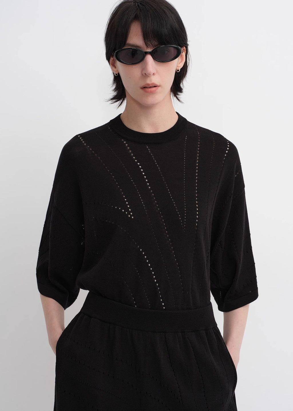 Abito in maglia con linee geometriche in cotone acetato