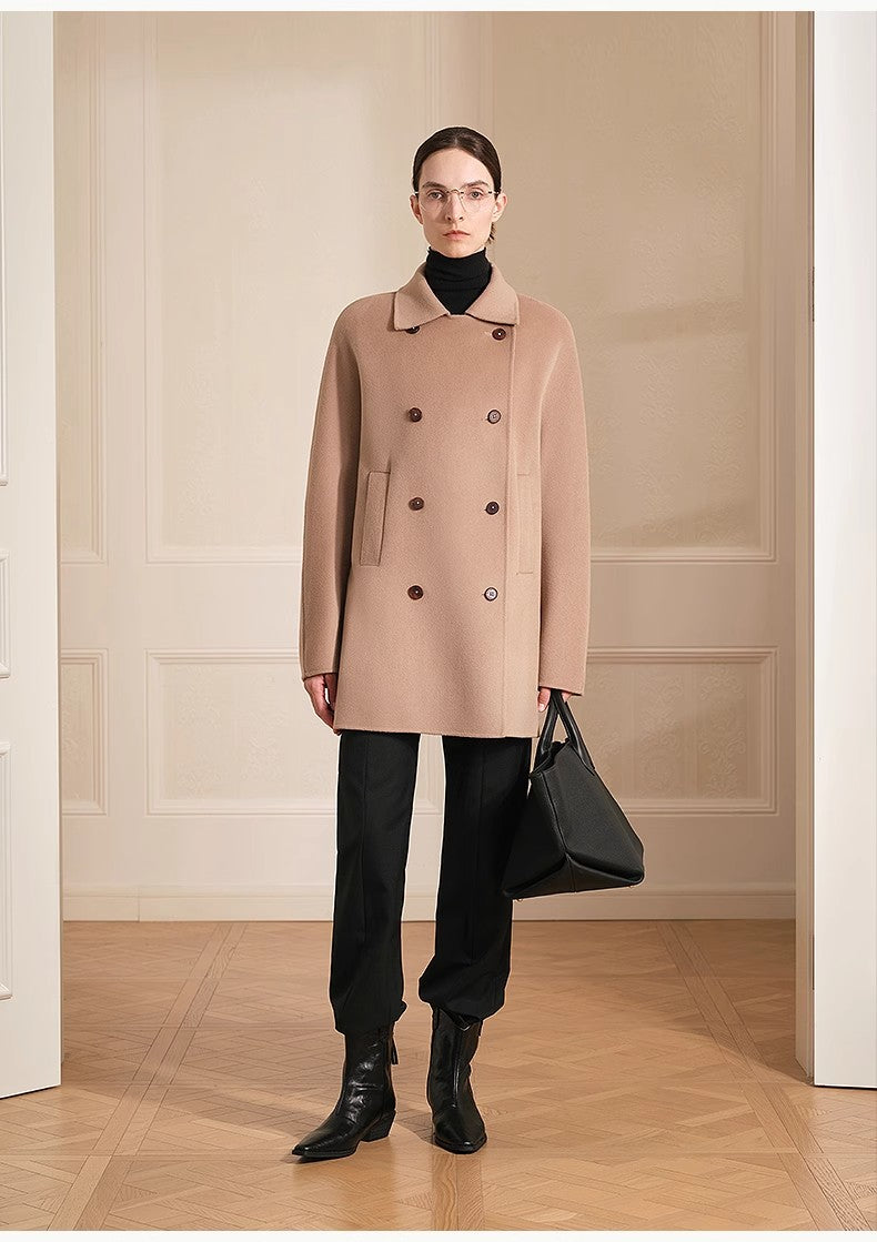 Cappotto in lana a doppiopetto