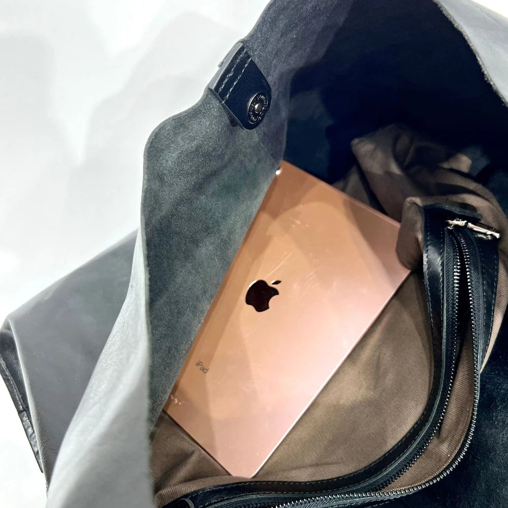 Borsa oversize a tracolla in vera pelle