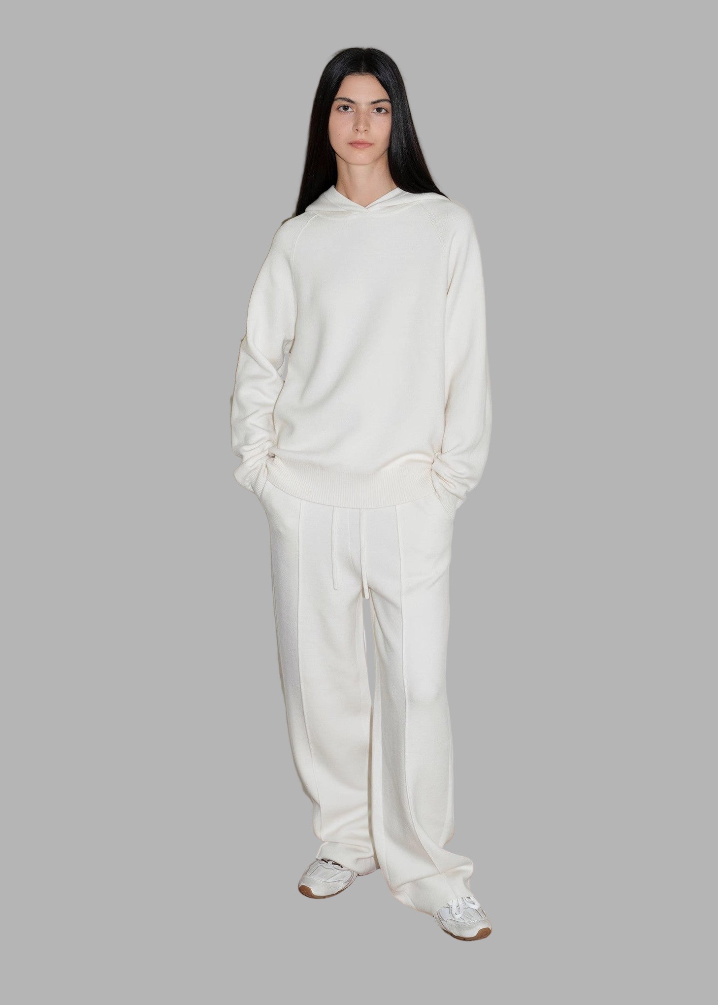 Completo con cappuccio in maglia di lana - 2meno 