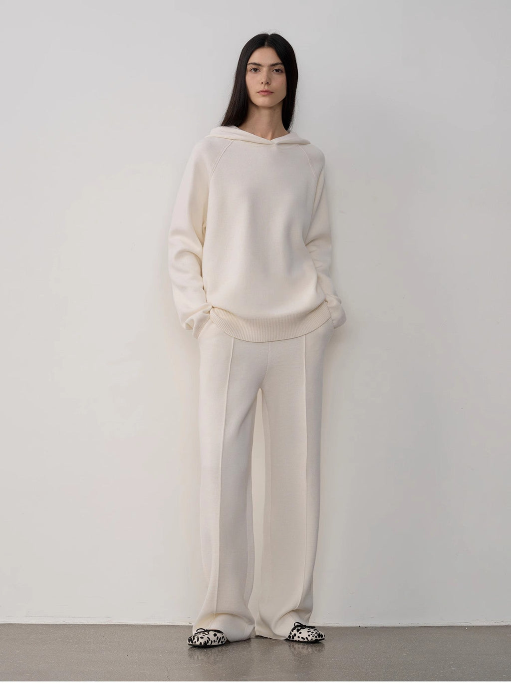 Completo con cappuccio in maglia di lana - 2meno 