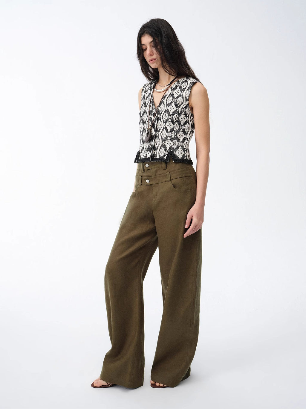 Pantaloni a scimitarra in lino