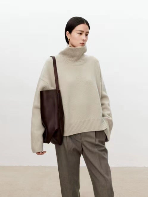 Maglione a collo alto in lana