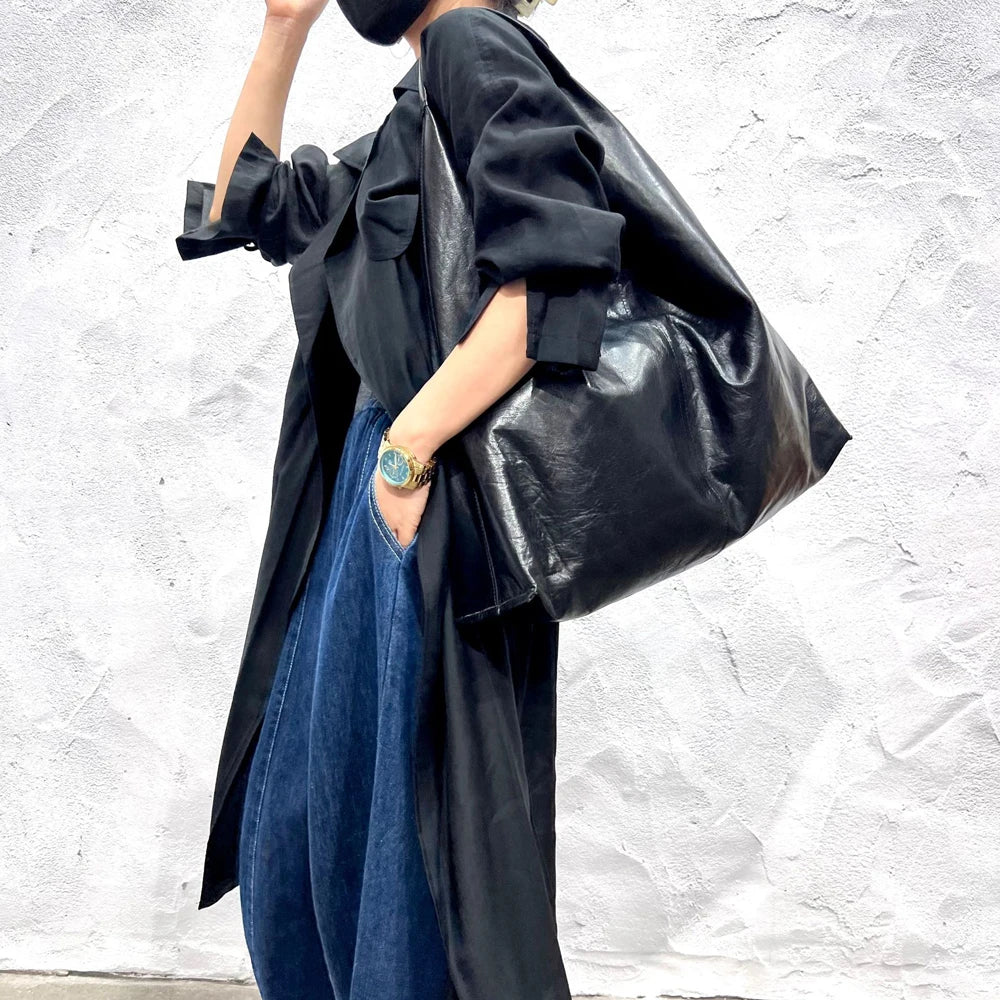 Borsa oversize a tracolla in vera pelle