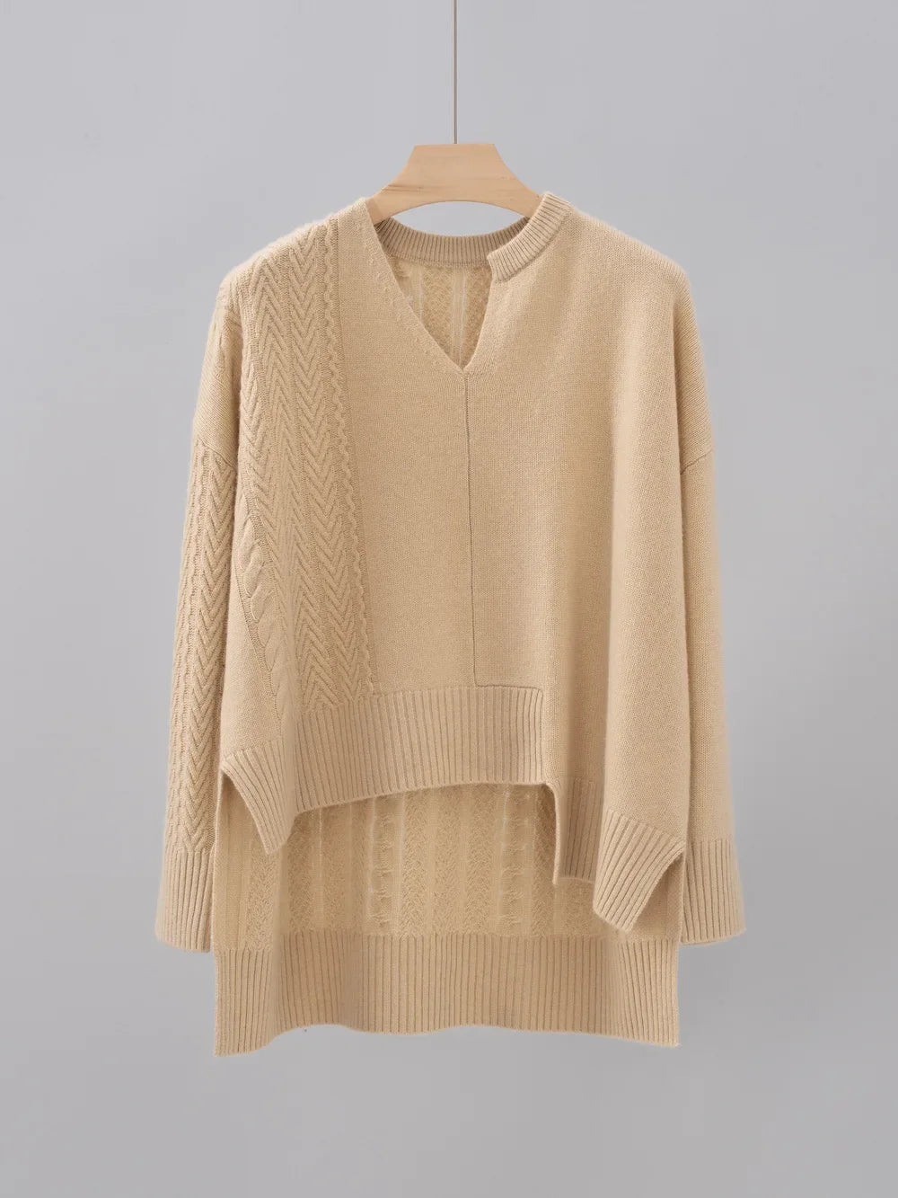 Maglione a V in cashmere