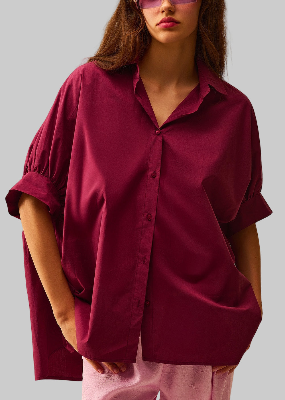 Blusa oversize bordeaux con maniche corte