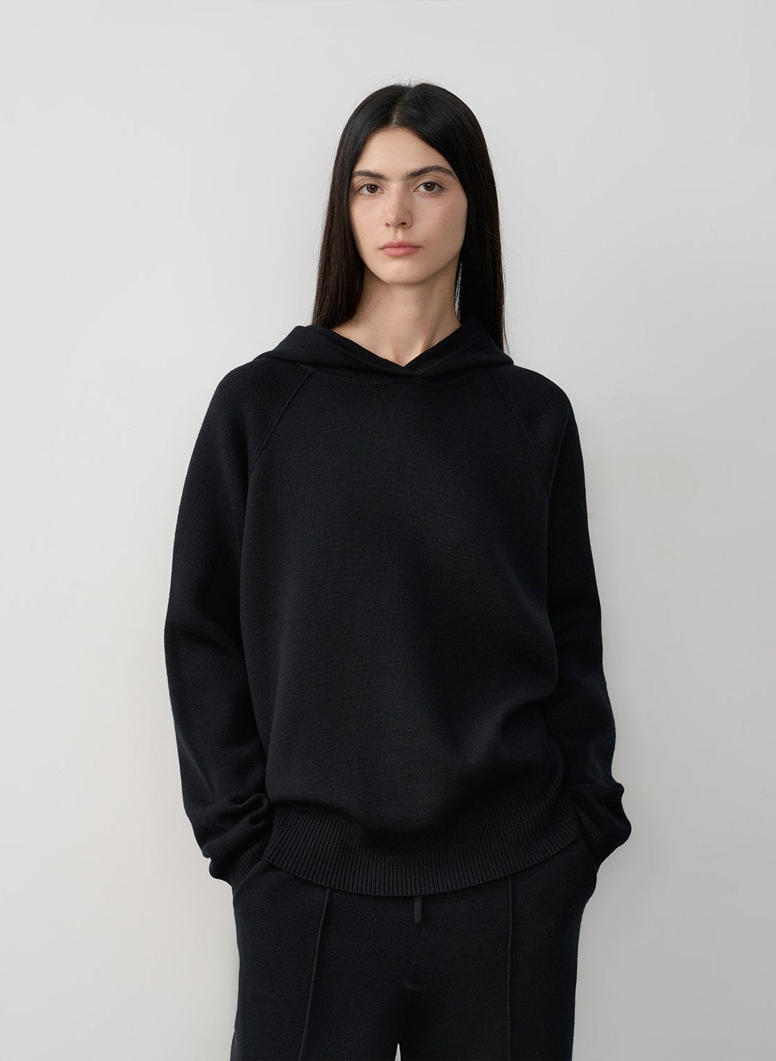 Completo con cappuccio in maglia di lana - 2meno 