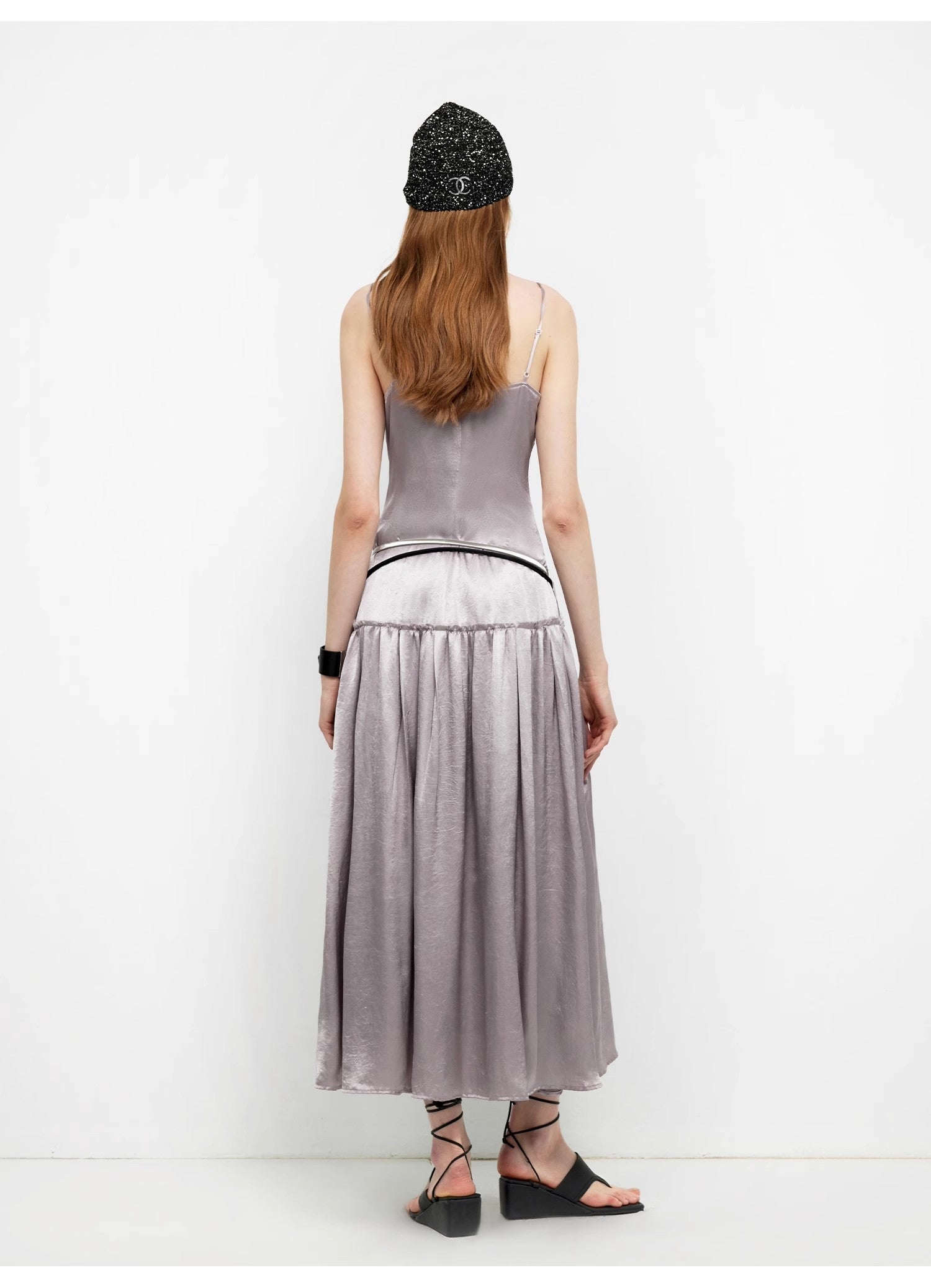 Abito lungo con bretelle a vita bassa, in acetato 100%